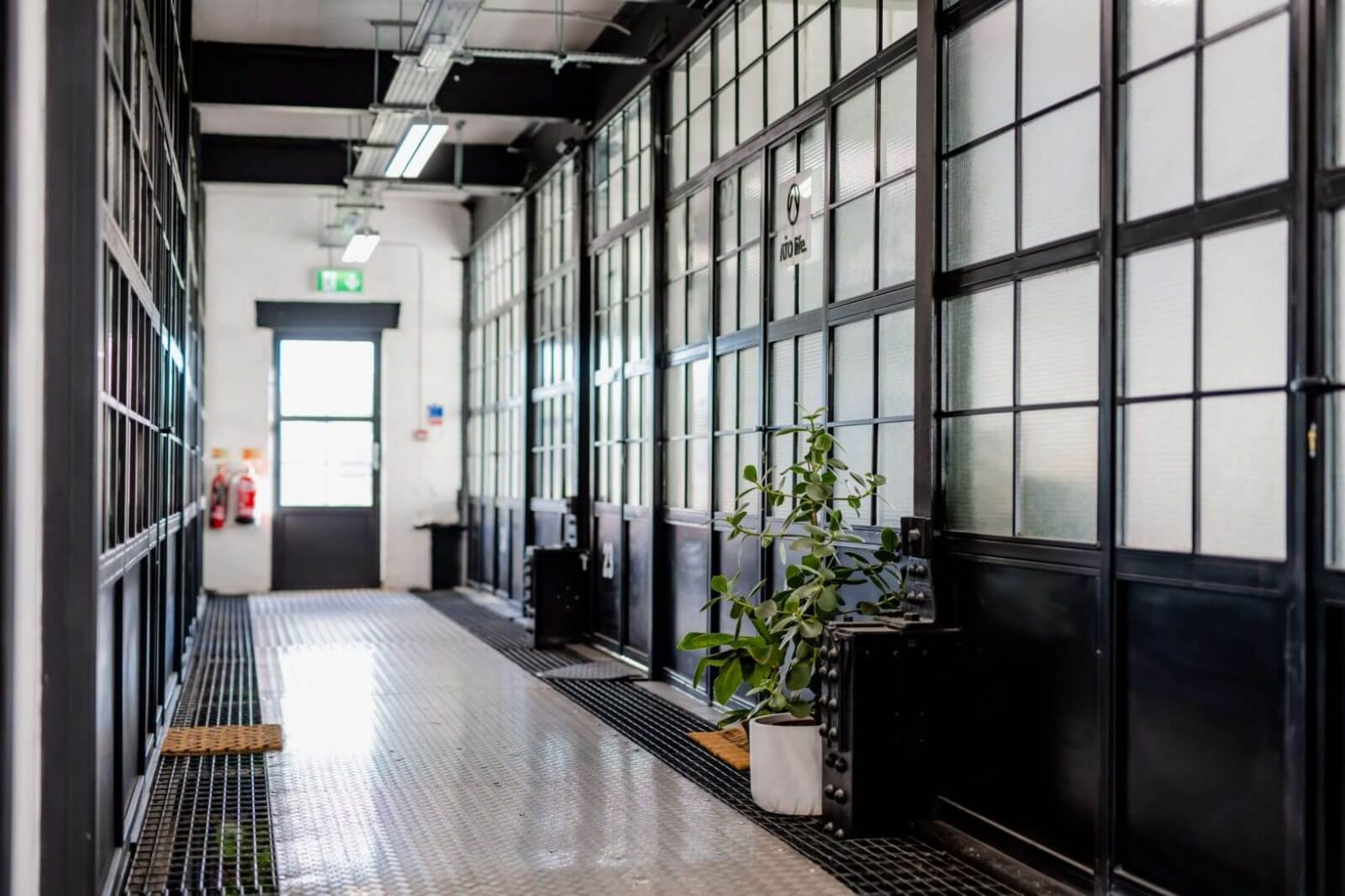 E-commerce spaces to rent London