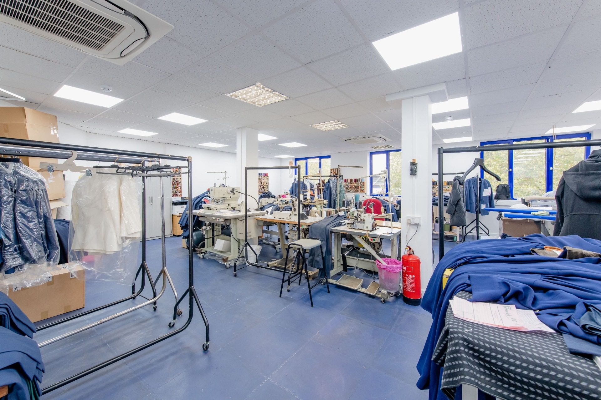 What Size Warehouse Do I Need for My Online Business? - WOW Workspaces